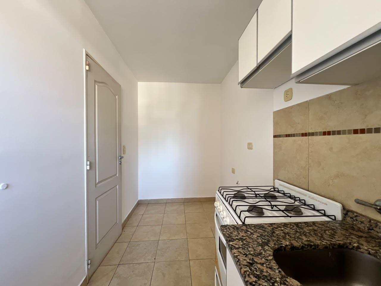 Alquiler  Departamento Rosario 1 dormitorio Lourdes BALCON  EXTERNO — foto 1