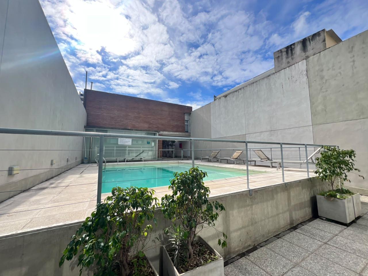 Alquiler Departamento  Rosario 1 dormitorio Lourdes  2 Baños Amplio Amenities Piscina  Quincho — foto 1