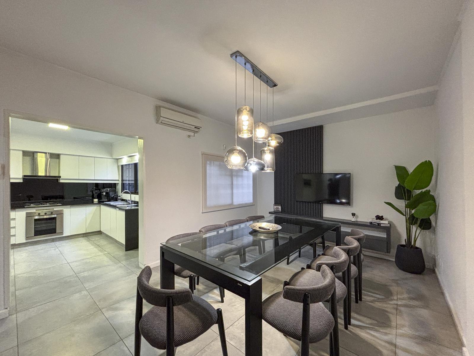 Casa de 3 dormitorios con cochera y quincho exclusivo — foto 1