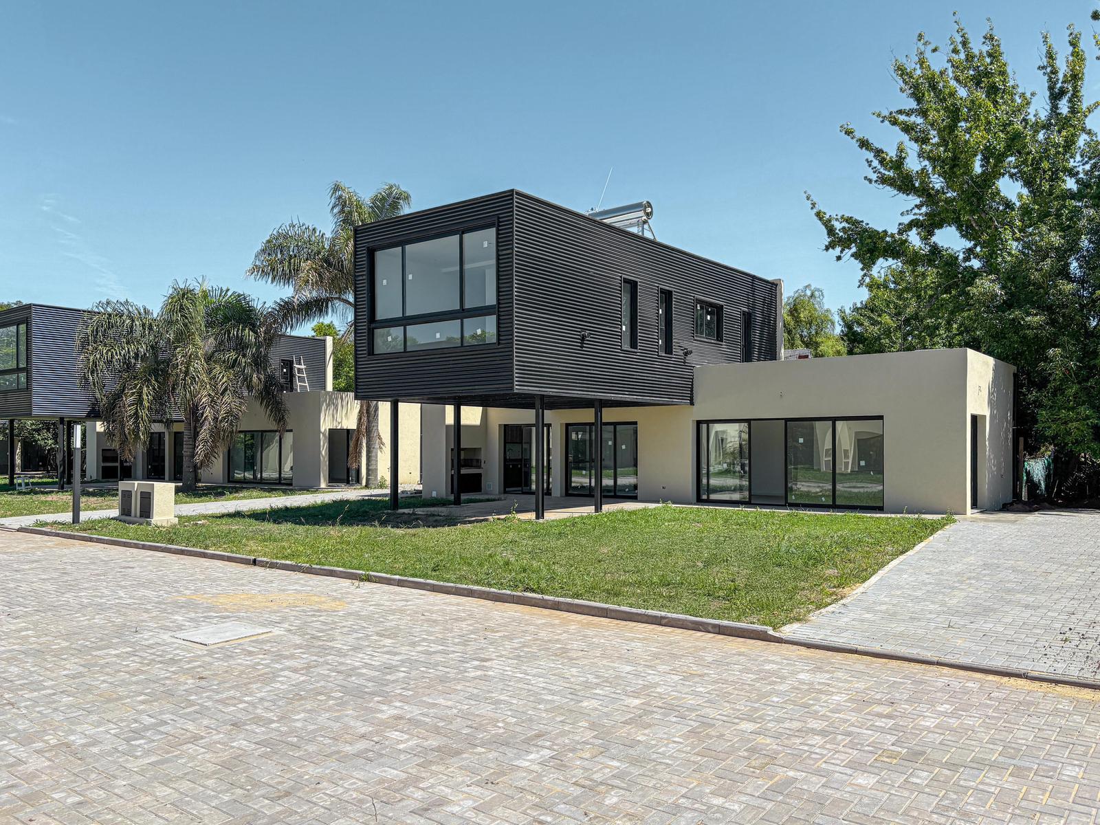 Condo Funes - Catamarca 1140 — foto 1