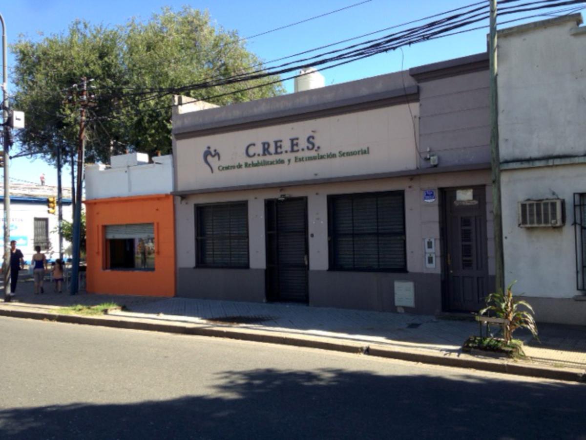 Local en zona comercial importante y con excelente logística — foto 1