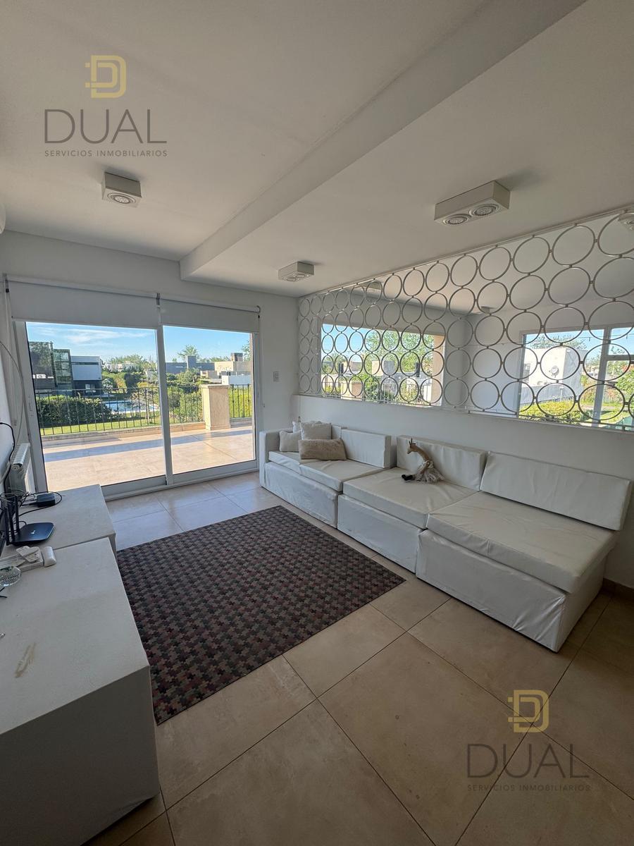 VENTA CASA 3 DORMITORIOS CON PILETA Y PARQUE – PUERTO ROLDÁN — foto 1