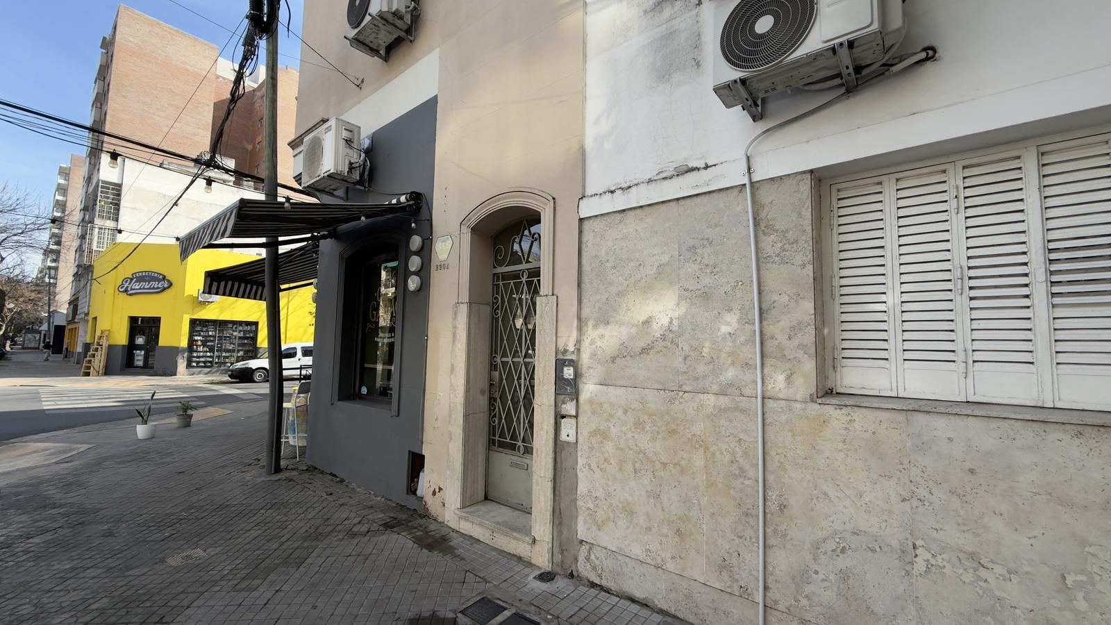 Venta Casa planta alta Esquina 3 dormitorios — foto 1