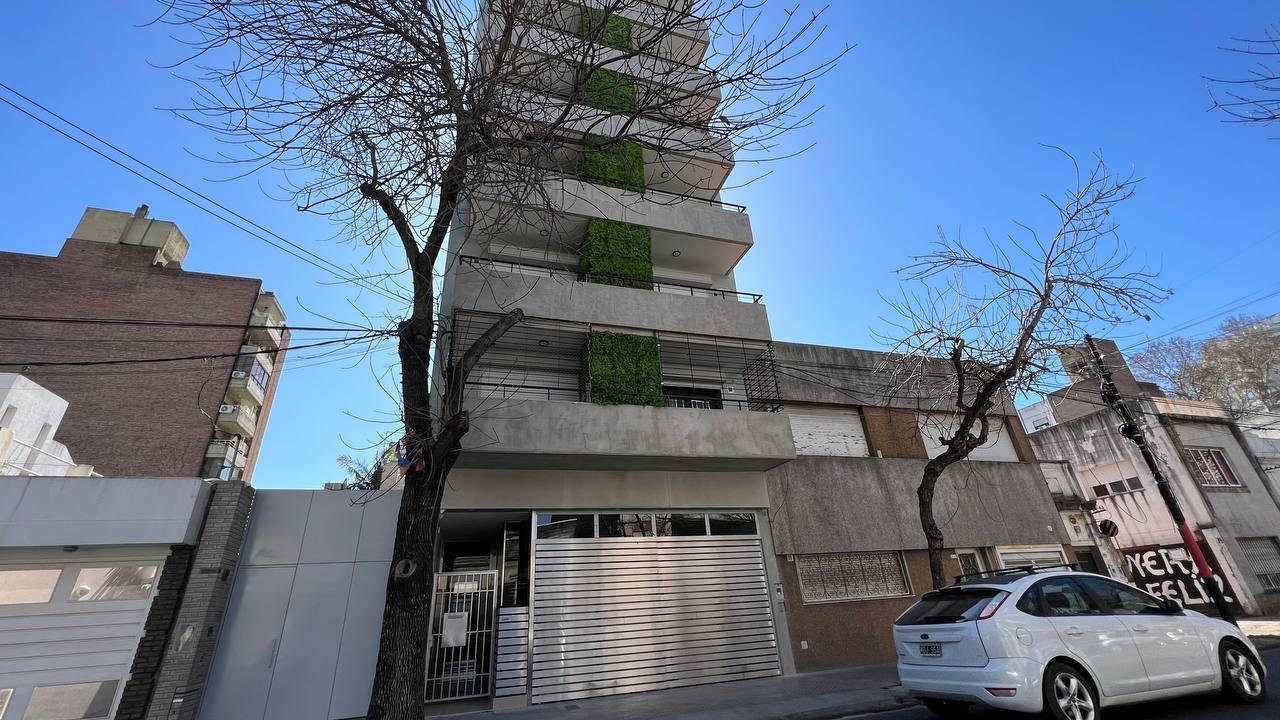 Departamento 1 Dormitorio Cochera Lourdes DUPLEX VENTA ALQUILADO — foto 1