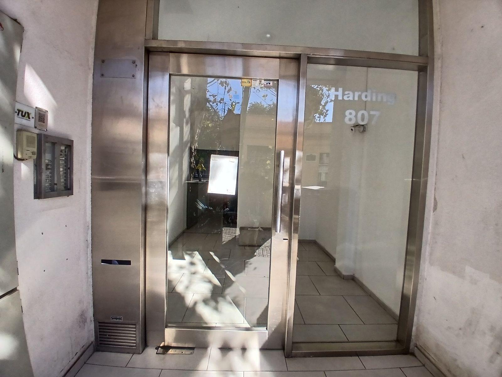 Departamento Monoambiente balcón al frente — foto 1