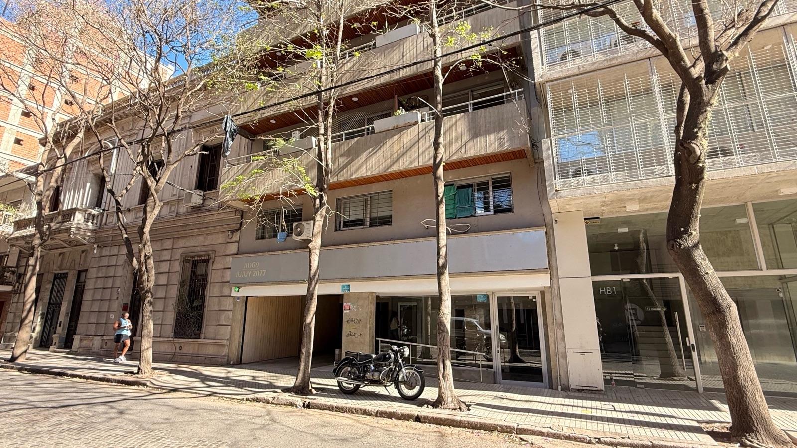 Venta Departamento 2 dormitorio en Centro zona rio con cochera — foto 1